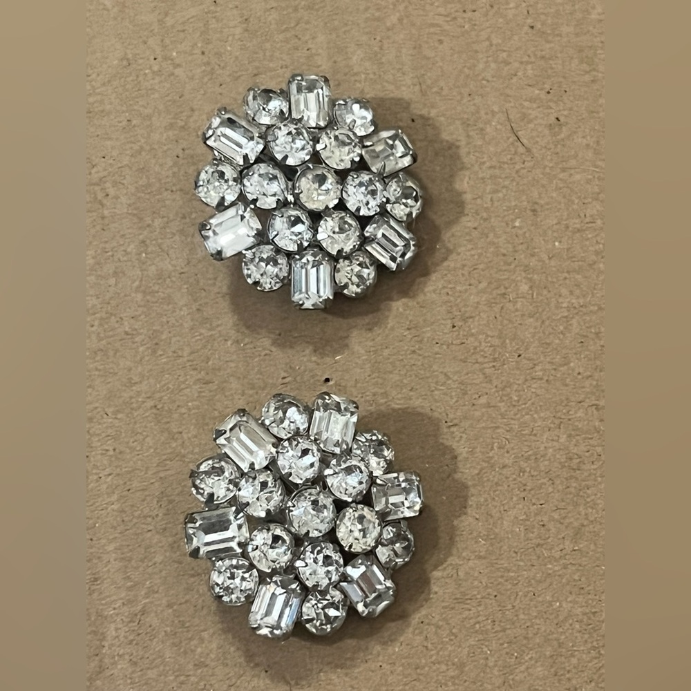 Weiss clip on earrings